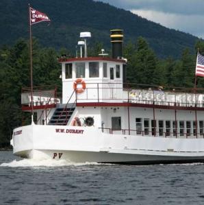 The WW Durant cruising on the lake
