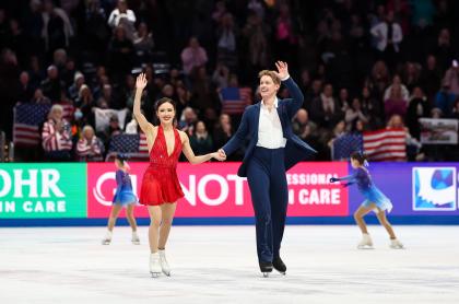 Pair of figure skaters