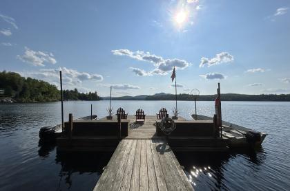 Long dock with landing at Paddlers Rest
