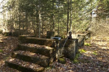 This is a non-maintained trail