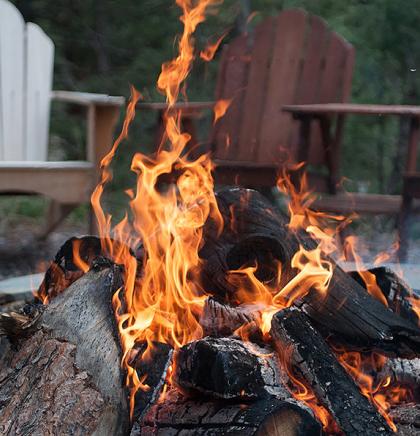 Adk Little Cabins bon fire