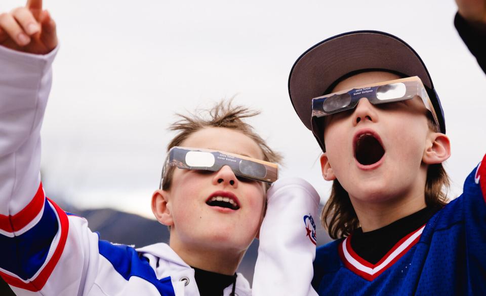 solar eclipse viewing