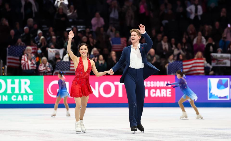 Pair of figure skaters