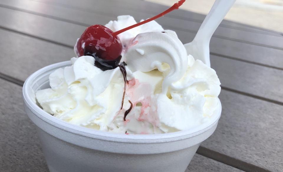 ice cream sundae