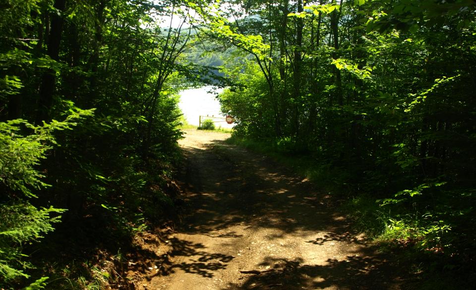 Easy carry to access this scenic pond.