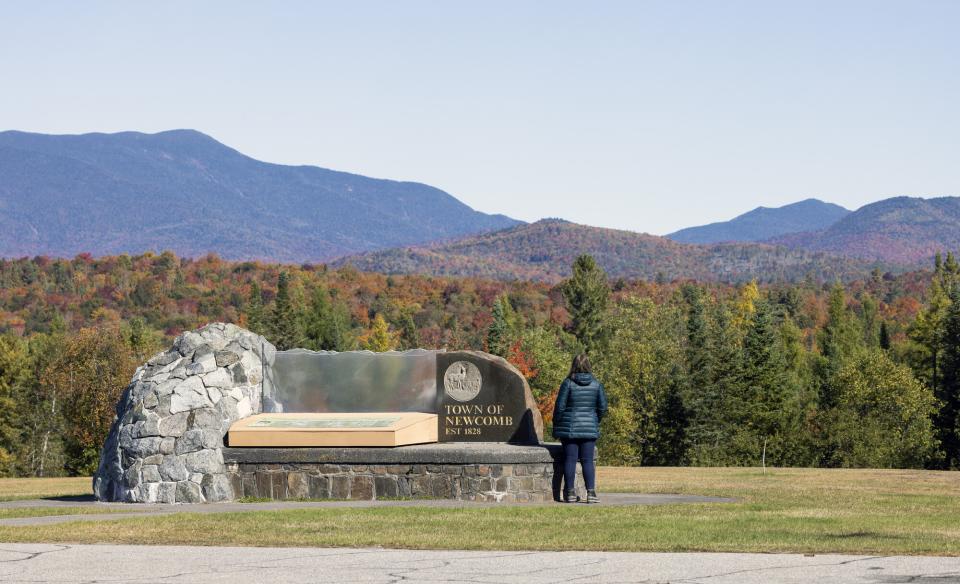 An overlook with mountains in view