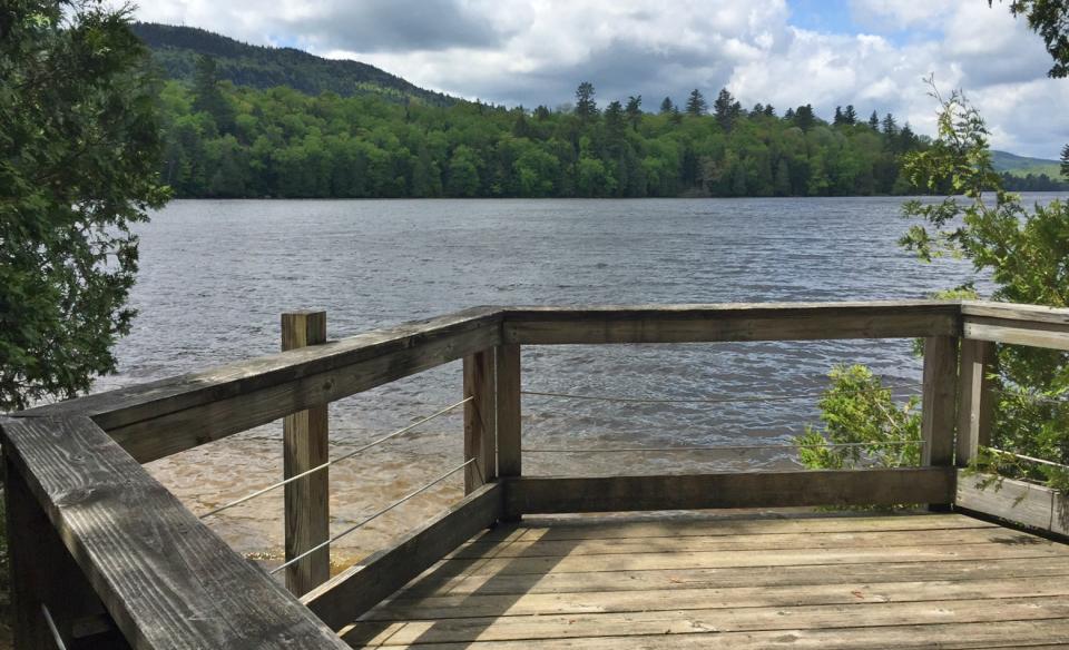 There are bridges and viewing stands for maximum enjoyment of the scenery.