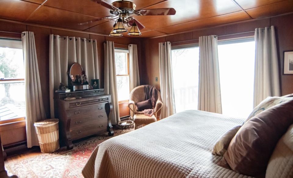 Huge outdoor deck space